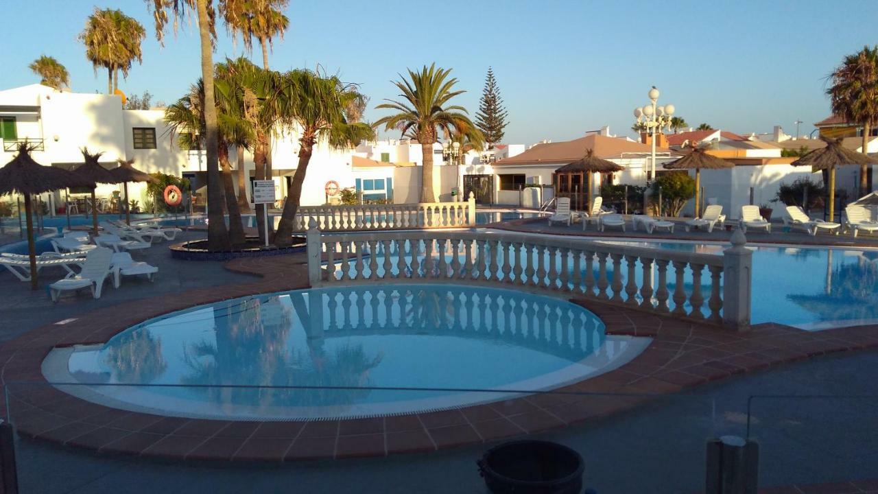 Puerta Del Sol Apartment Caleta De Fuste Exterior photo